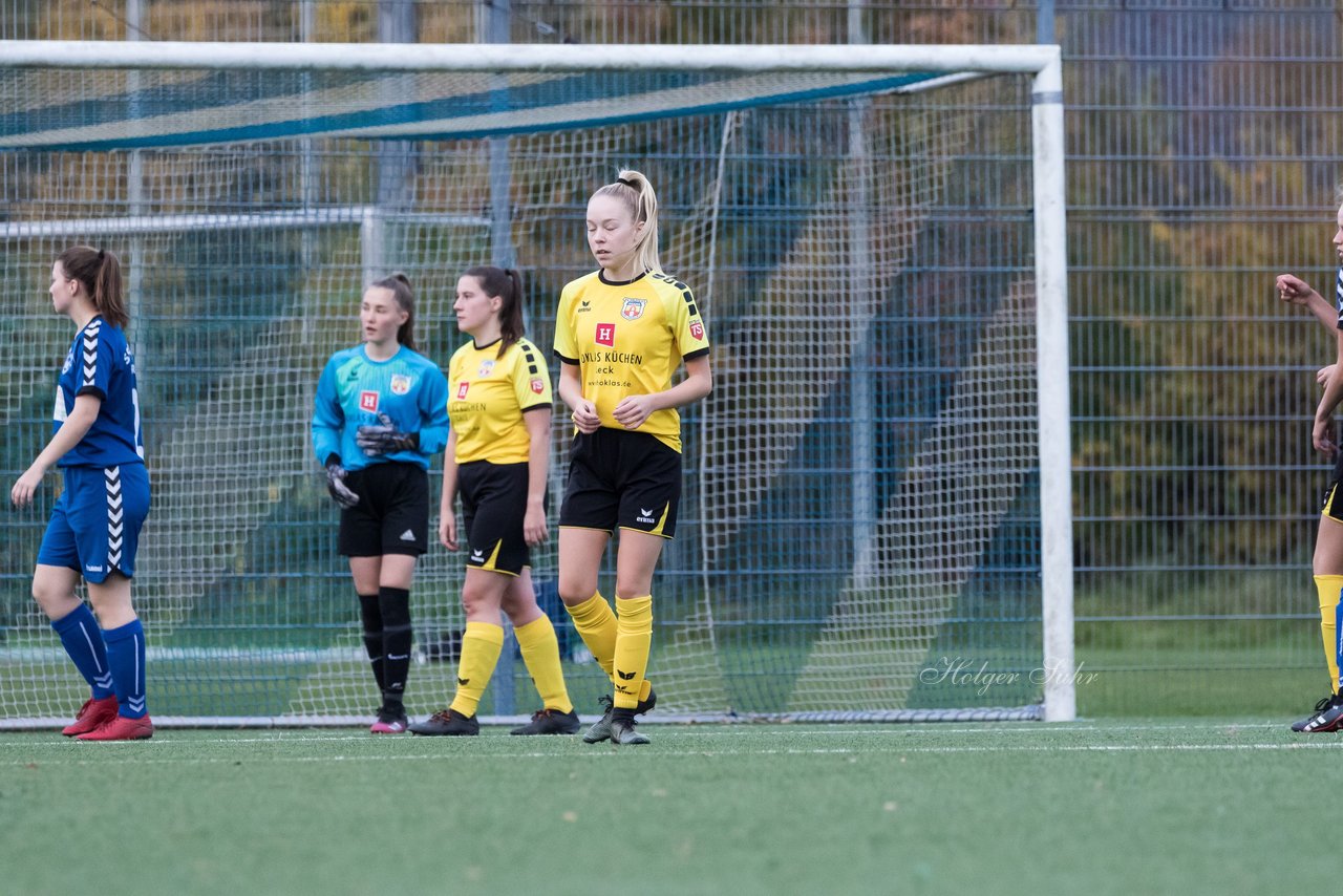 Bild 264 - F SSC Hagen Ahrensburg - SV Frisia 03 Risum-Lindholm : Ergebnis: 2:0